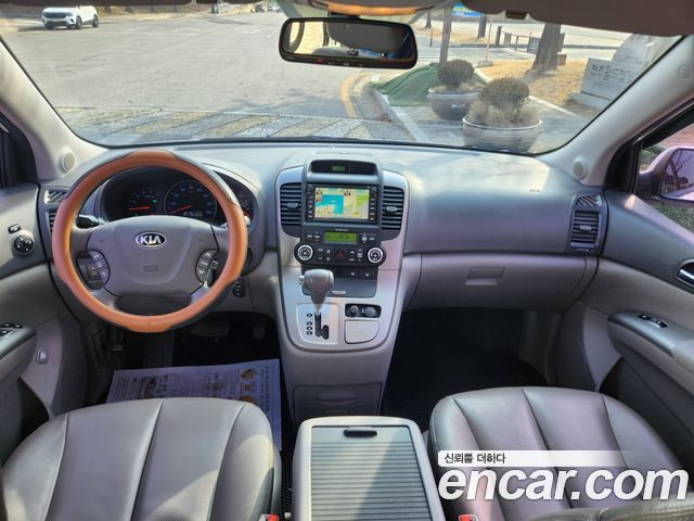 Kia Carnival 2014 thumb 7