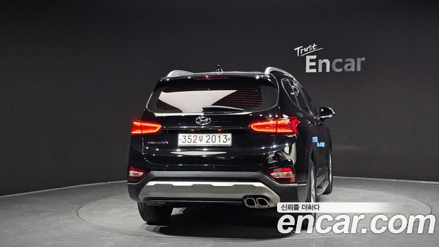 Hyundai Santa Fe 2019 thumb 5