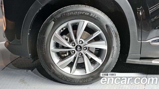 Hyundai Santa Fe 2019 thumb 6