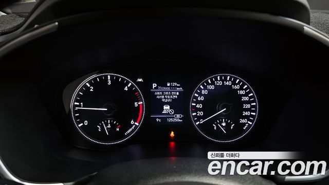 Hyundai Santa Fe 2019 thumb 9