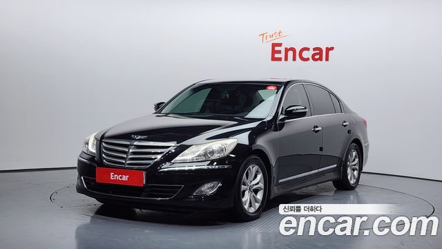 Hyundai Genesis 2013 thumb 2