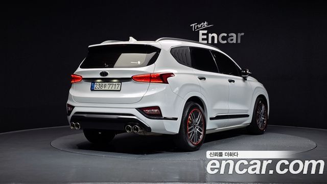 Hyundai Santa Fe 2019 thumb 3