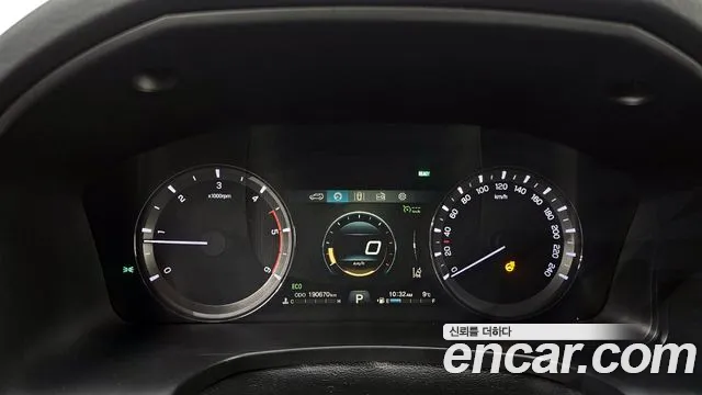 SsangYong Rexton 2019 thumb 9