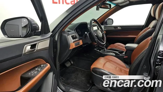 SsangYong Rexton 2019 thumb 10