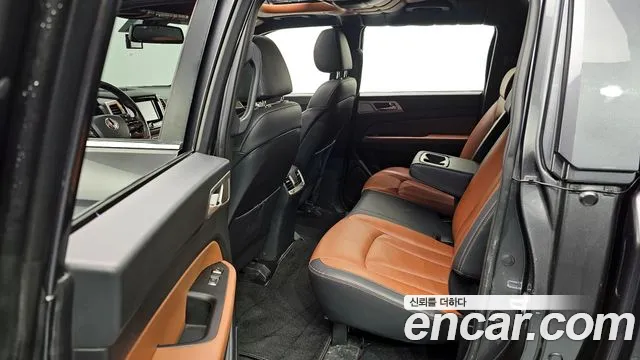 SsangYong Rexton 2019 thumb 12
