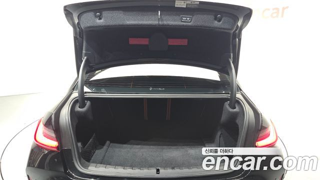 BMW M3 2022 thumb 12
