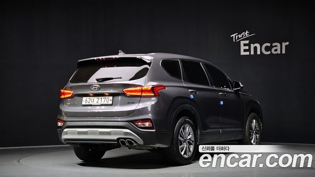 Hyundai Santa Fe 2018 thumb 3