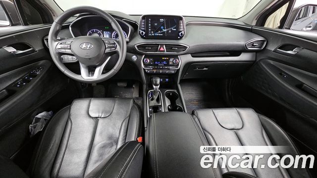 Hyundai Santa Fe 2018 thumb 8