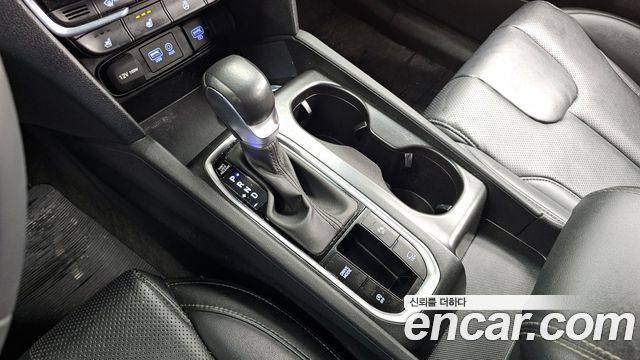 Hyundai Santa Fe 2018 thumb 10