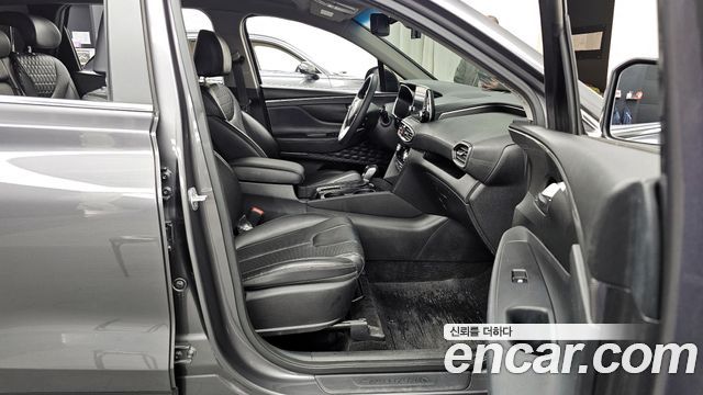 Hyundai Santa Fe 2018 thumb 12