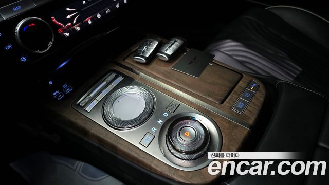 Genesis G80 2022 thumb 10
