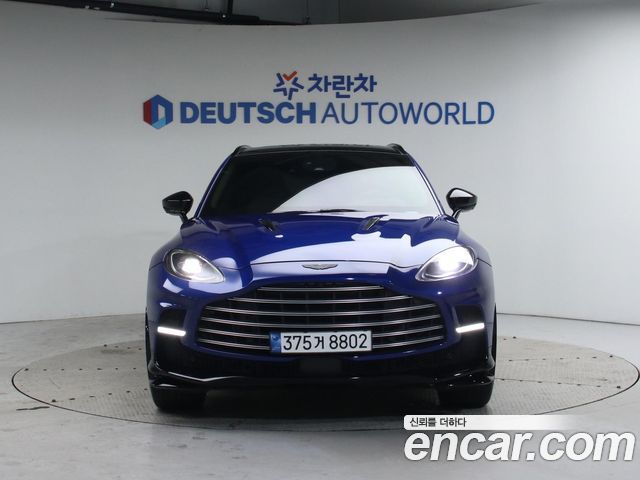 Aston Martin DBX 2023 thumb 3