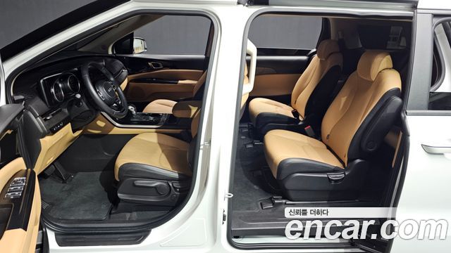 Kia Carnival 2022 thumb 10