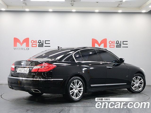 Hyundai Genesis 2011 thumb 4