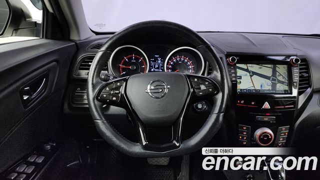 SsangYong Tivoli 2019 thumb 2
