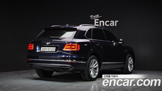 Bentley Bentayga 2020 thumb 4