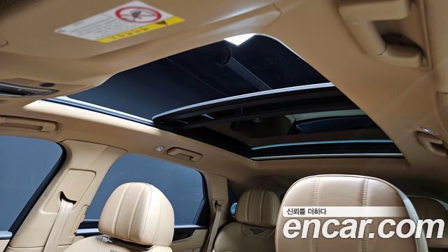 Bentley Bentayga 2020 thumb 9