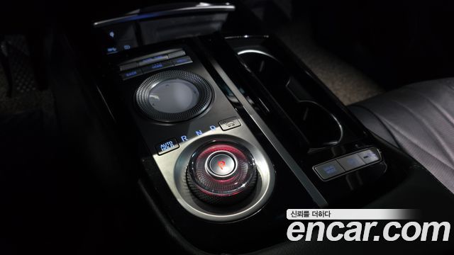Genesis G80 2020 thumb 9