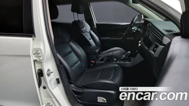 SsangYong Korando 2021 thumb 10
