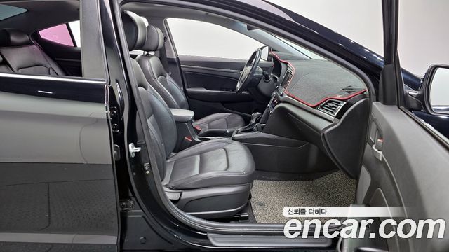 Hyundai Avante 2016 thumb 11