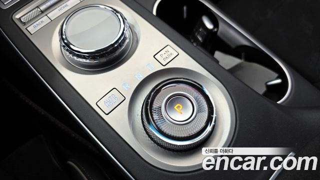 Genesis GV70 2021 thumb 10