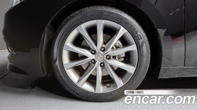 Hyundai Grandeur 2015 thumb 6