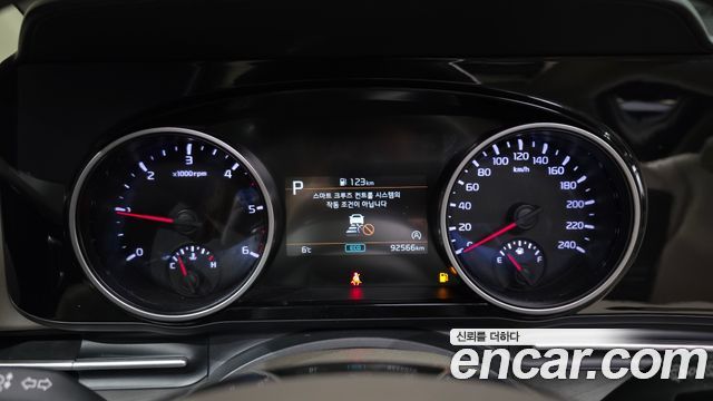 Kia Carnival 2020 thumb 9