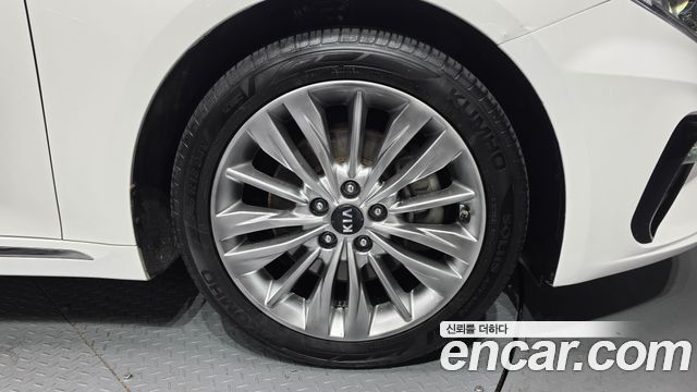 Kia K5 2018 thumb 6