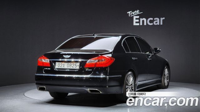 Hyundai Genesis 2013 thumb 3