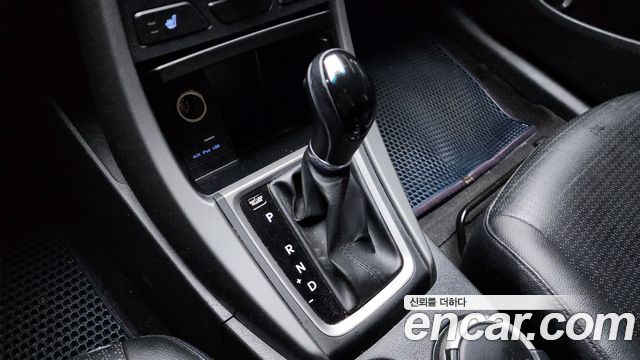 Hyundai Avante 2013 thumb 9