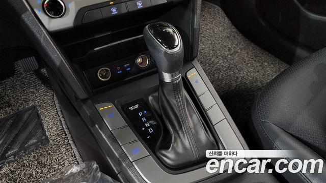 Hyundai Avante 2018 thumb 9