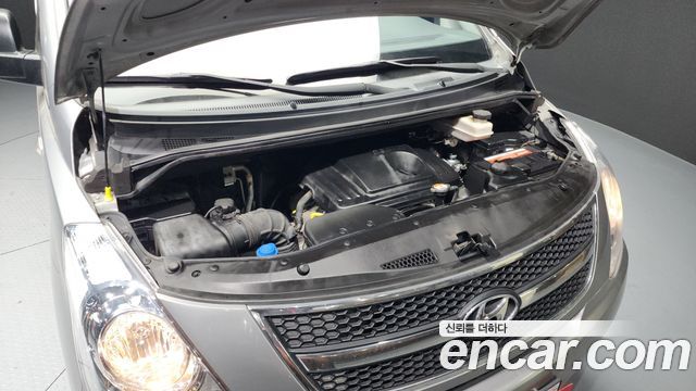 Hyundai Starex 2013 thumb 6