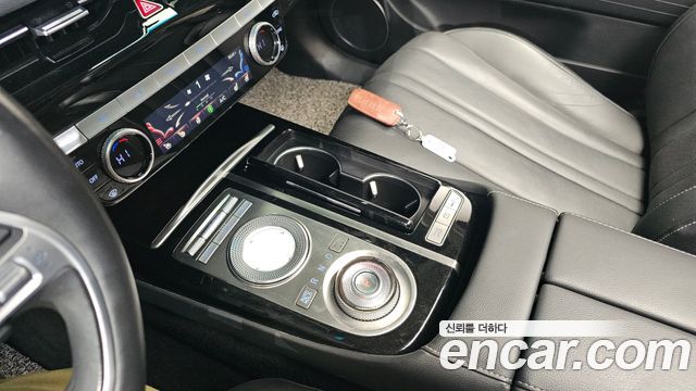 Genesis G80 2020 thumb 10