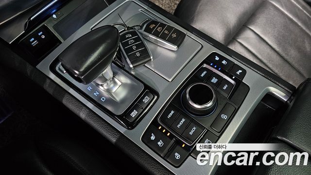 Genesis G80 2016 thumb 9