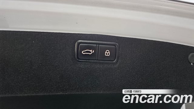Genesis G80 2016 thumb 12