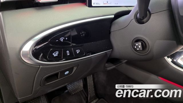 Genesis GV70 2024 thumb 12