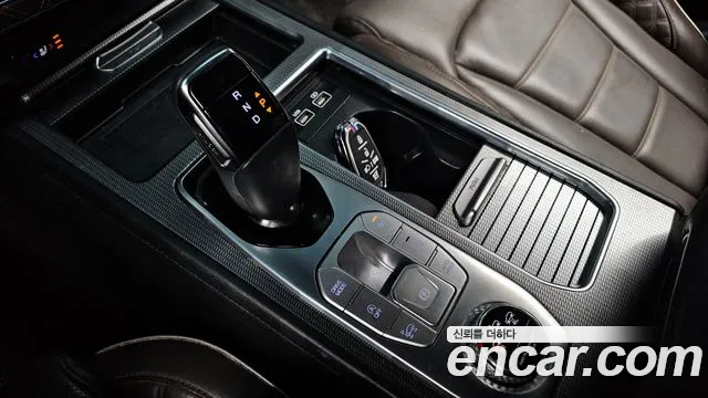 SsangYong Rexton 2021 thumb 10