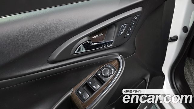 Chevrolet Malibu 2017 thumb 11