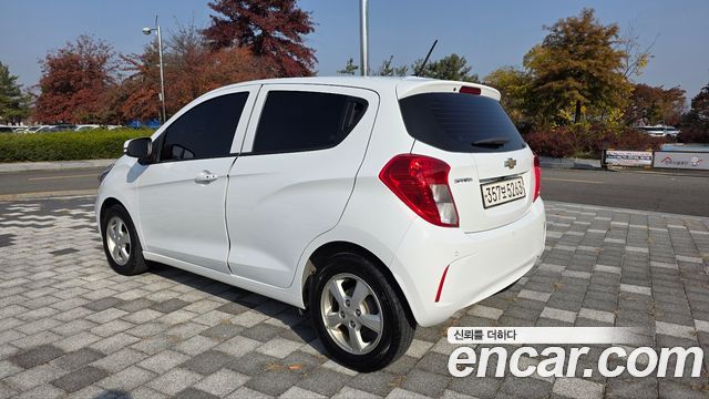Chevrolet Spark 2018 thumb 3