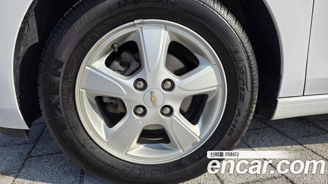 Chevrolet Spark 2018 thumb 6