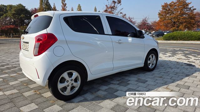 Chevrolet Spark 2018 thumb 8