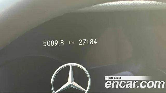 Mercedes-Benz GLB 2021 thumb 7