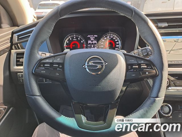 SsangYong Korando 2022 thumb 11