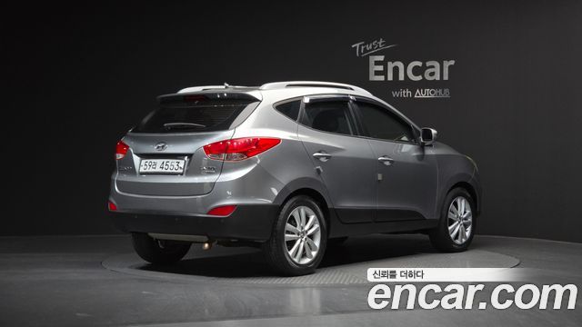 Hyundai Tucson 2011 thumb 2