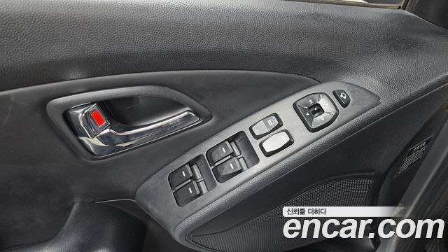 Hyundai Tucson 2011 thumb 12