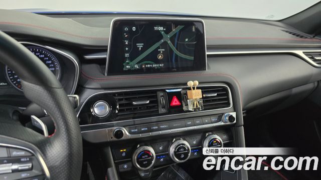 Genesis G70 2019 thumb 12