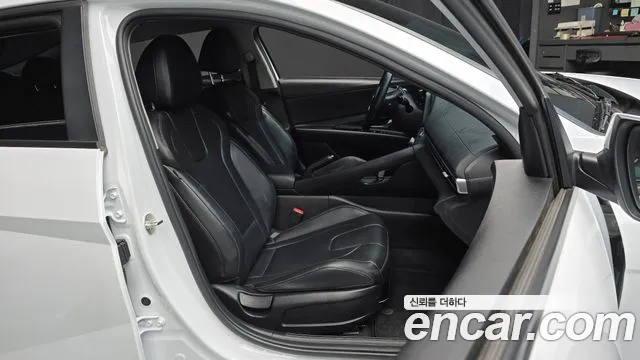 Hyundai Avante 2022 thumb 4