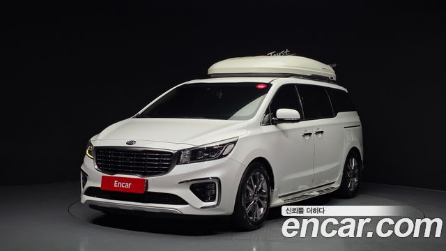 Kia Carnival 2018 thumb 2