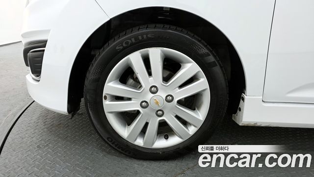 Chevrolet Spark 2013 thumb 6