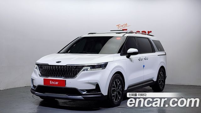 Kia Carnival 2021 thumb 2